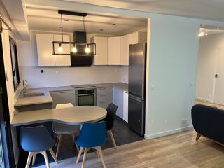  Appartement à louer 3 pièces 67 m²