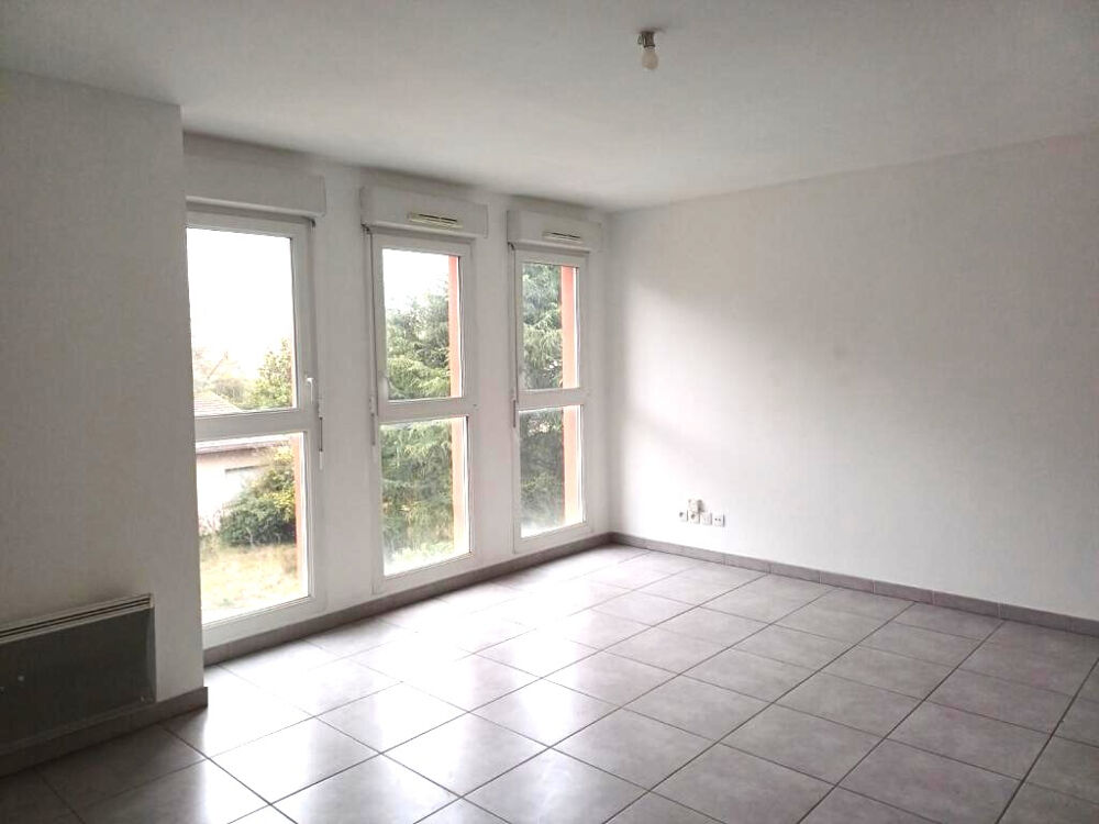 Vente Appartement Grand T2 de  49 m2 très proche Tram T 10 Venissieux