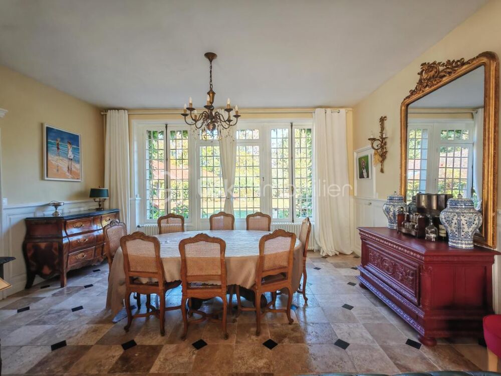 à vendre  Propriété/château Crécy-la-Chapelle (77580)