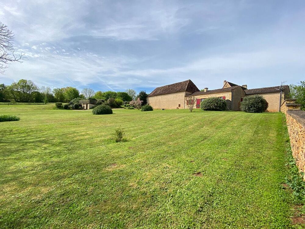 Vente Maison Ensemble périgourdin authentique avec deux gîtes, piscine et 5,3 hectares Saint avit riviere
