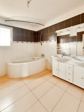  Maison à vendre 5 pièces 122 m²