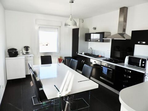   Appartement 138m2, 3 chambres, 1 bureau,1 place  voiture  l'extrieur, 1 garage ferm Appartement - 5 pice(s) - 138 m
