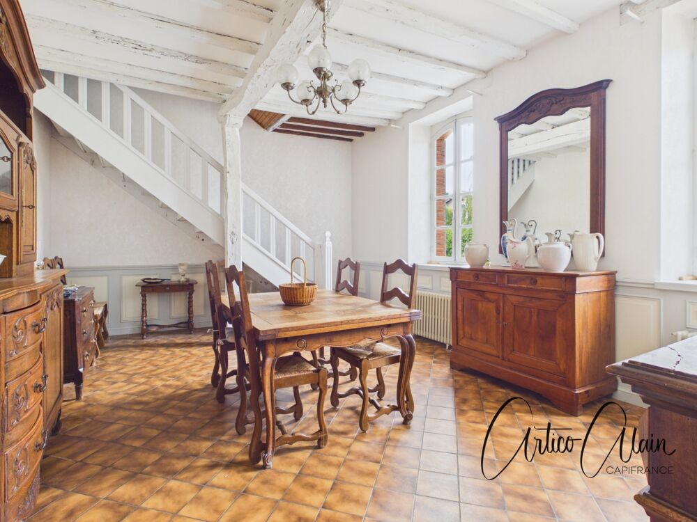 Vente Maison Maison bourgeoise 183 m² – jardin, 2 garages et double accès Villenouvelle
