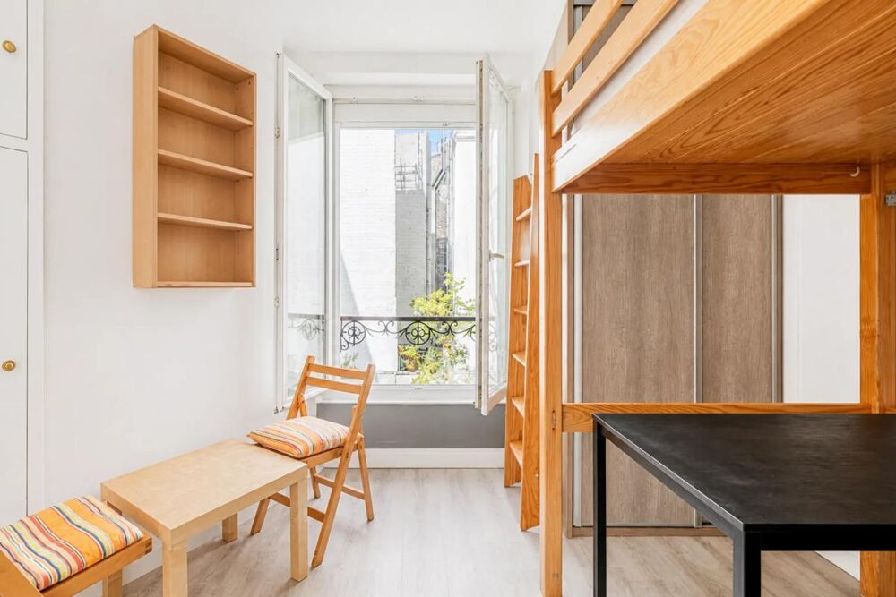 Vente Appartement Superbe studio meublé et rénové sur cour – Jules Joffrin Paris 18