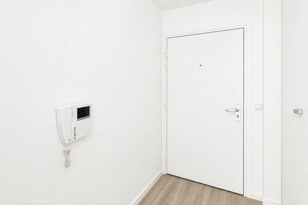Charmant studio rénové avec parking à Corbeil-Essonnes
