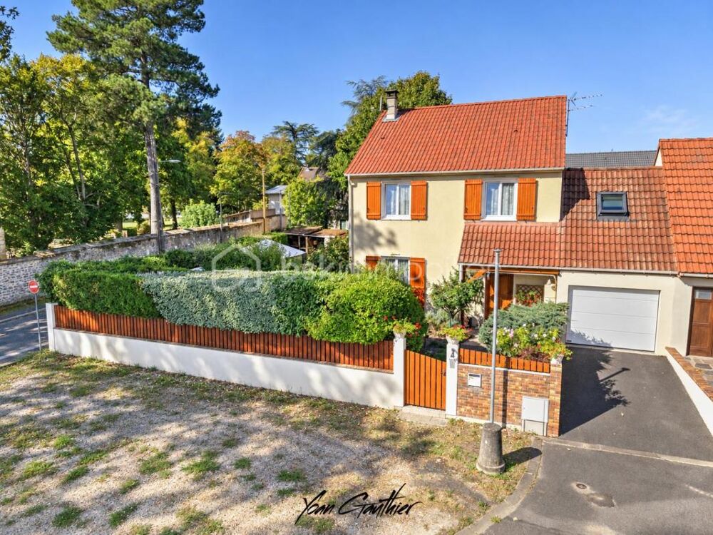 Belle maison familiale de 130 m²  4 chambres  Suite parentale  Véranda de 20 m²  Jardin paysagé de 500 m²