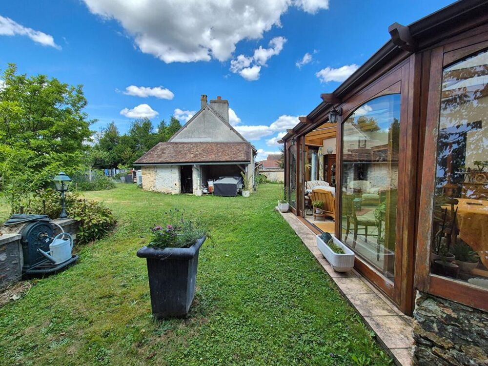 Vente Maison Houdan et Gambais proche / Longère de charme avec dépendance / Centre village Houdan