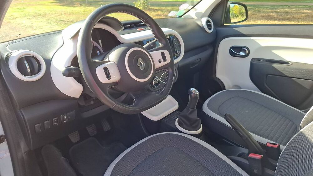 Twingo III 1.0 SCe 70 Intens 2016 occasion 49100 Angers