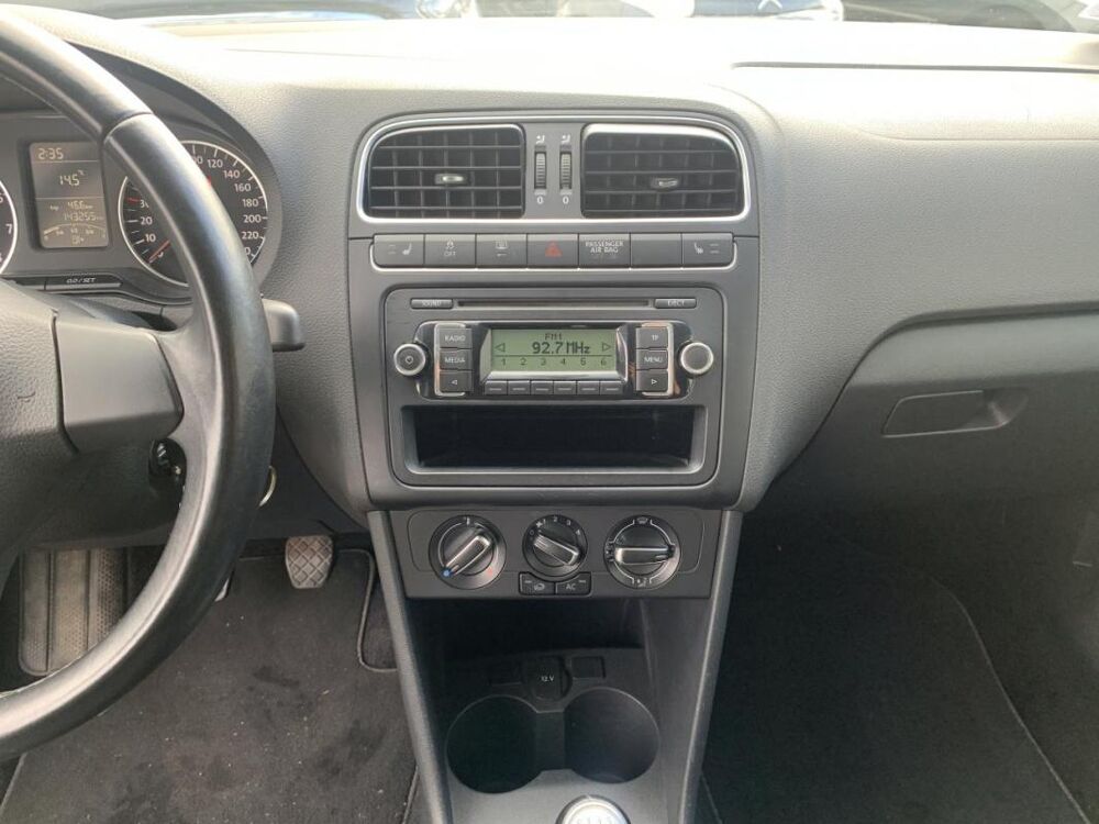 Polo 1.2i 60 CH Trendline 2011 occasion 14650 Carpiquet