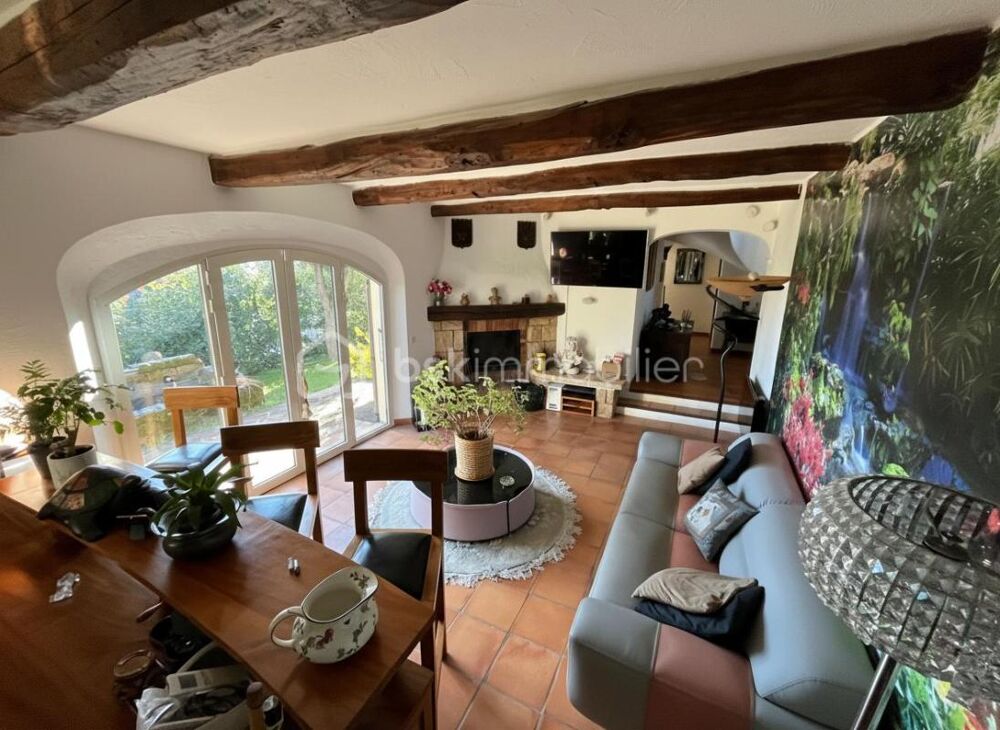 Maison de 180 m² avec vue mer, 3 chambres piscine et cuisine dété sur un terrain de 780 m2