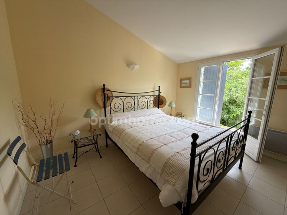 � vendre  Maison Loix (17111)