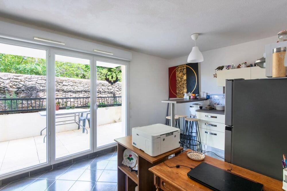 Charmant T1 avec terrasse et parking à Saint-Rémy-de-Provence  Investissement locatif sécurisé
