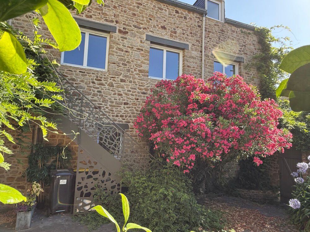 MAISON EN PIERRE 300 M² - 12 PIECES