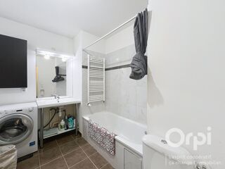  Appartement à louer 2 pièces 37 m²