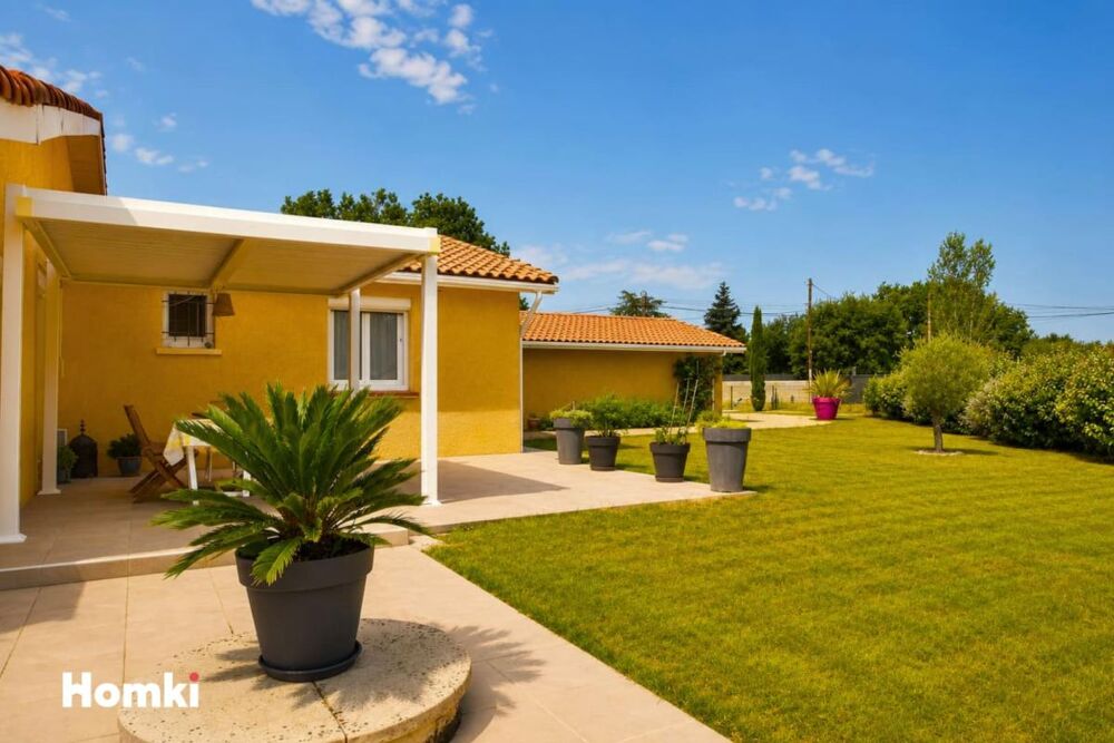 MONTAUBAN  Maison de plain-pied de 156 m² avec piscine sur 2 256 m² de terrain