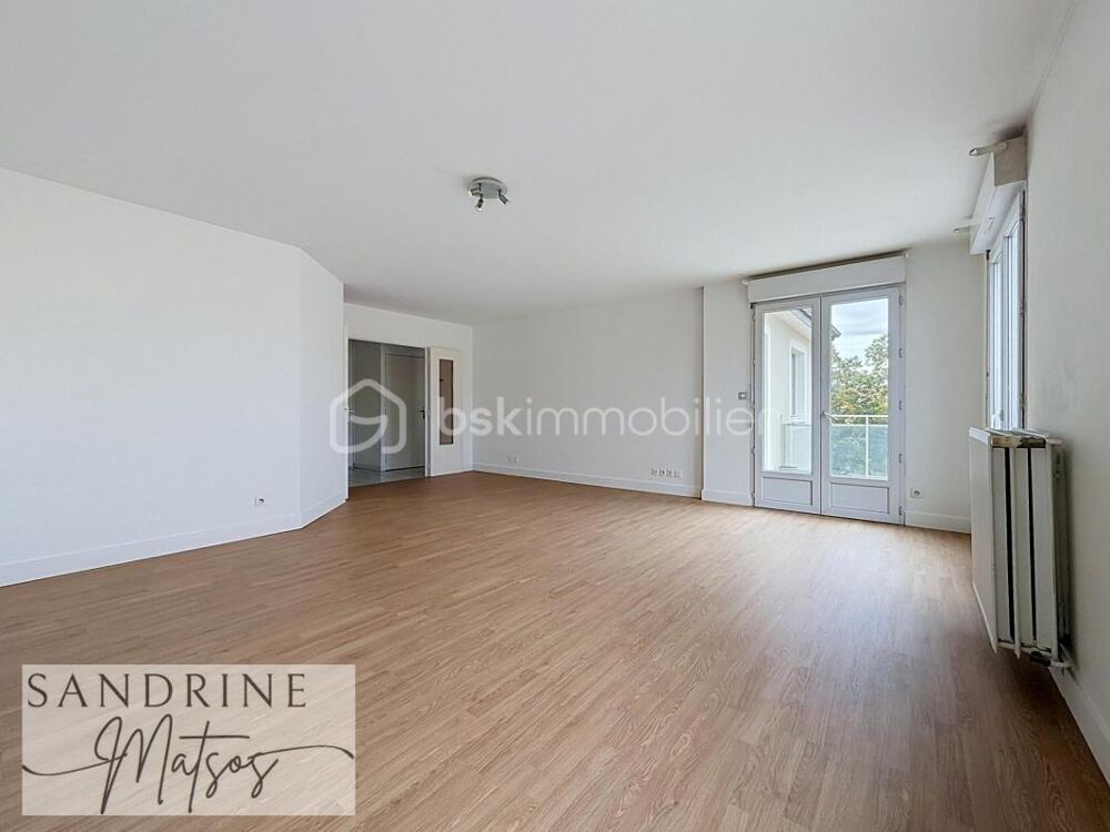 Vente Appartement NEYRON-LE-HAUT – SPACIEUX T3 DE 83 m² AVEC BALCON, PISCINE & BOX FERMÉ Neyron