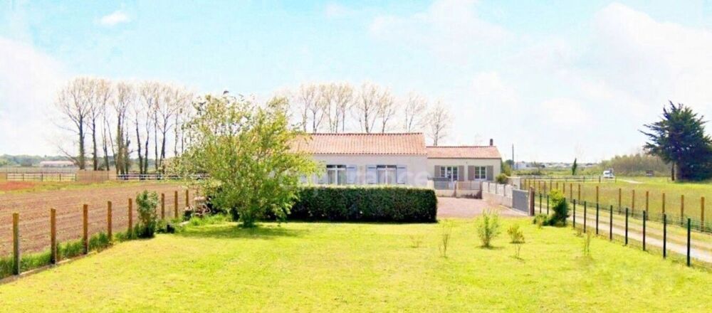 Vente Maison Maison à vendre 4 pièces SAINT PIERRE D'OLERON (17) Saint pierre d oleron