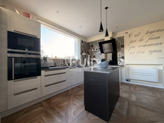  Maison � vendre 10 pi�ces 300 m�