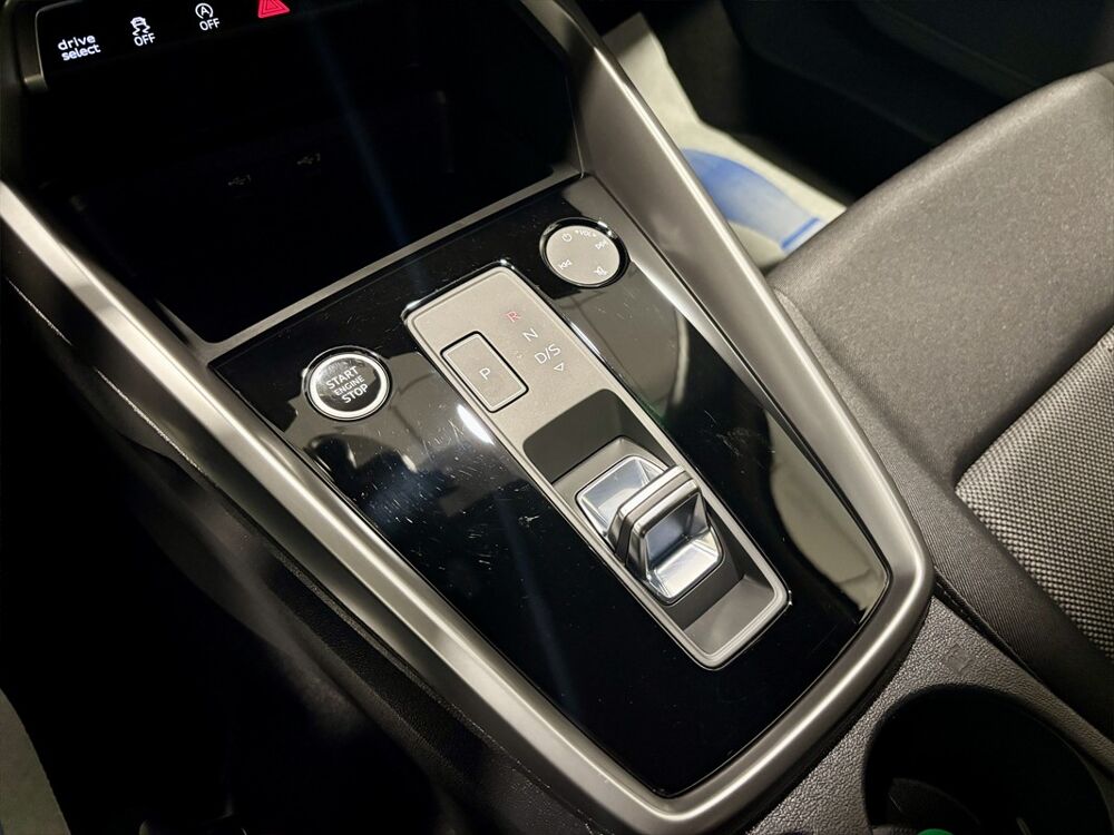 A3 SPORBACK 30 TFSI 110 MILD HYBRID S tronic BUSINESS EXECUTIVE 2024 occasion 52000 Chamarandes-Choignes