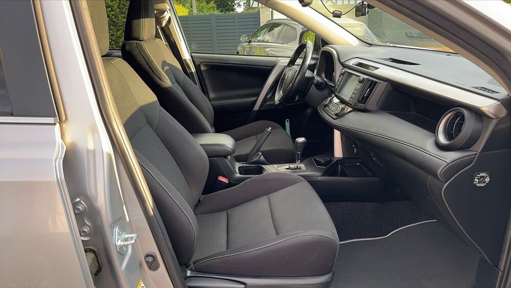 RAV 4 2.5 VVTi 197 Hybrid 2WD E-CVT Dynamic 2018 occasion 76690 Saint Georges Sur Fontaine