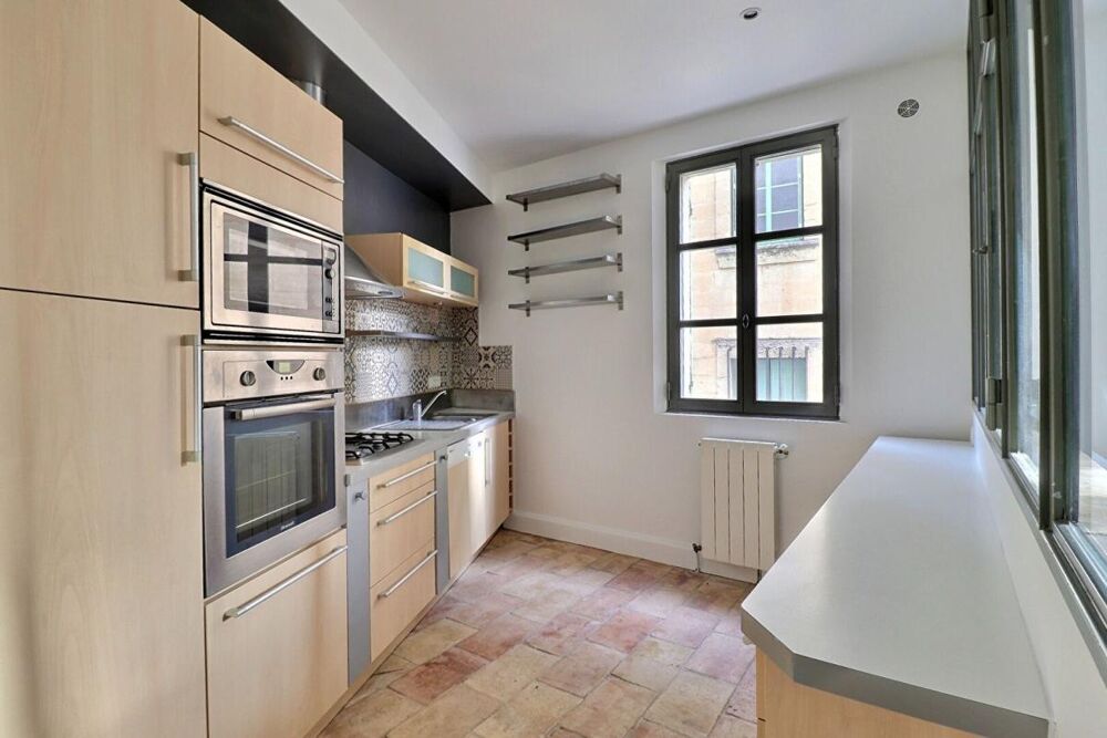 Vente Maison Maison de ville rénovée avec terrasse et garage Uzes