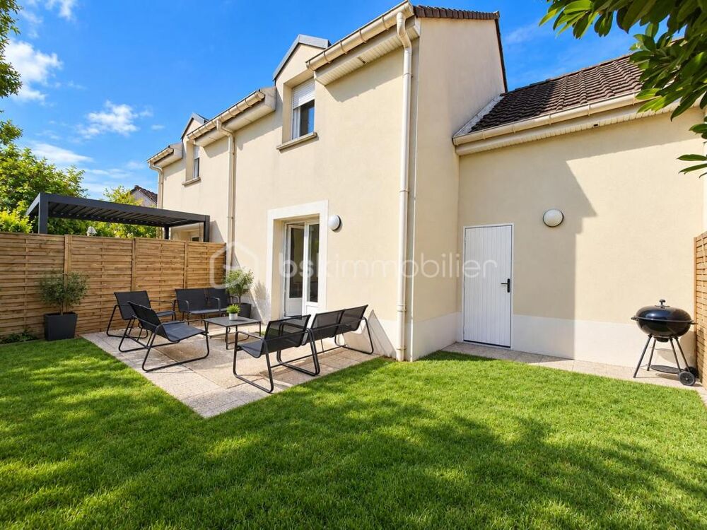 Maison familiale avec jardin et garage à Reims