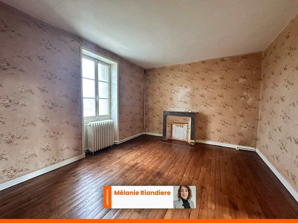 Vente Maison Maison de ville avec jardin d'environ 90 m�, 3 chambres, d�pendances et fort potentiel Durtal