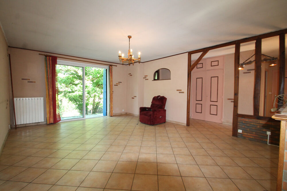 Maison 103m² 3 chambres bureau, à 5mn à pied du centre ville de CASTELJALOUX (47) terrain 2845m²