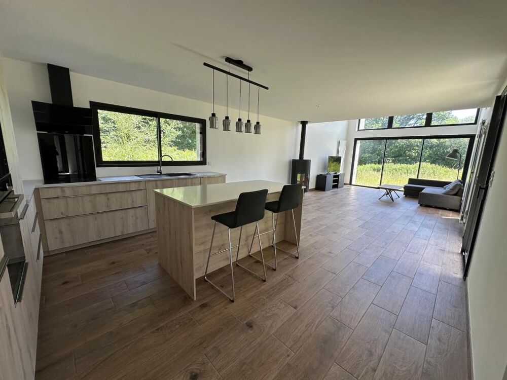 Vente Propriété/Château Maison de 7 pièces de 184 m² à Gurunhuel Gurunhuel