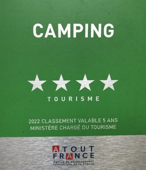  Magnifique camping nature de 12 hectares, dans le Périgord Vert 