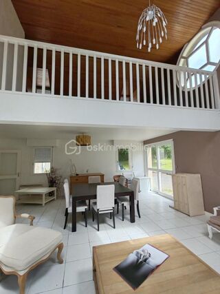  Propri�t�/ch�teau � vendre 8 pi�ces 231 m�