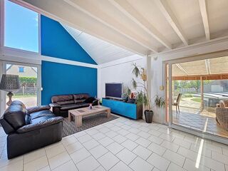  Maison  vendre 10 pices 217 m