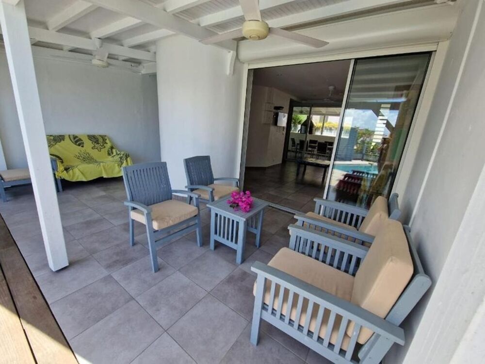 Vente Villa VUE MER PANORAMIQUE VILLA  PLAGE A PIED PISCINE GARAGE Le gosier