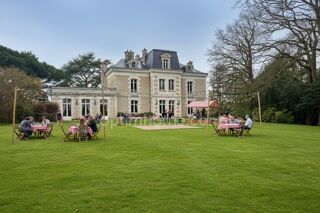  Propriété/château à vendre 15 + pièces 613 m²