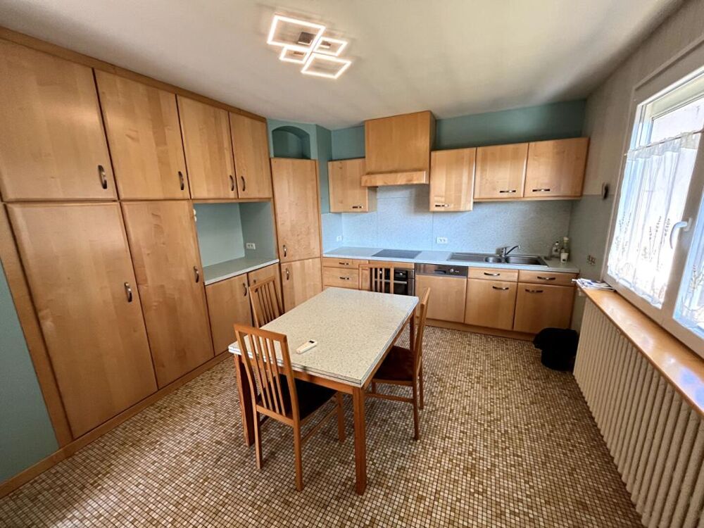 Vente Maison Maison Seloncourt 6 pièce(s) 117 m2 avec 170m2 de potentiel Seloncourt