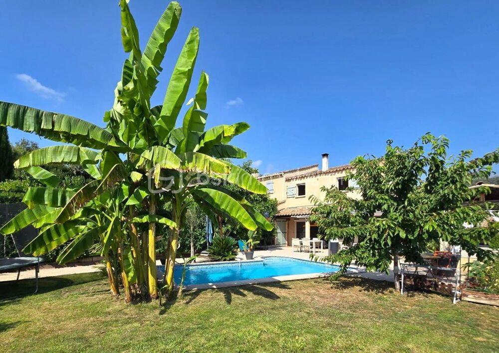 Maison 4 pièces avec piscine, jardin et chambre de plain-pied  À seulement 5 minutes du village