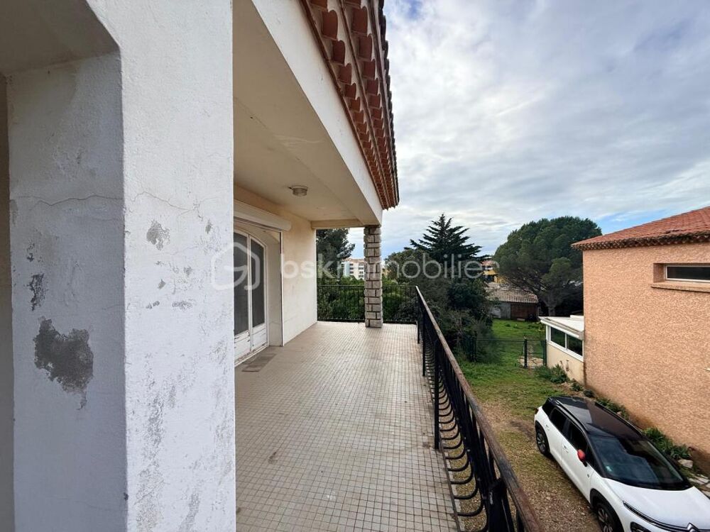 Appartement T3 avec terrasse et vue mer  Quartier de la Corniche à Sète
