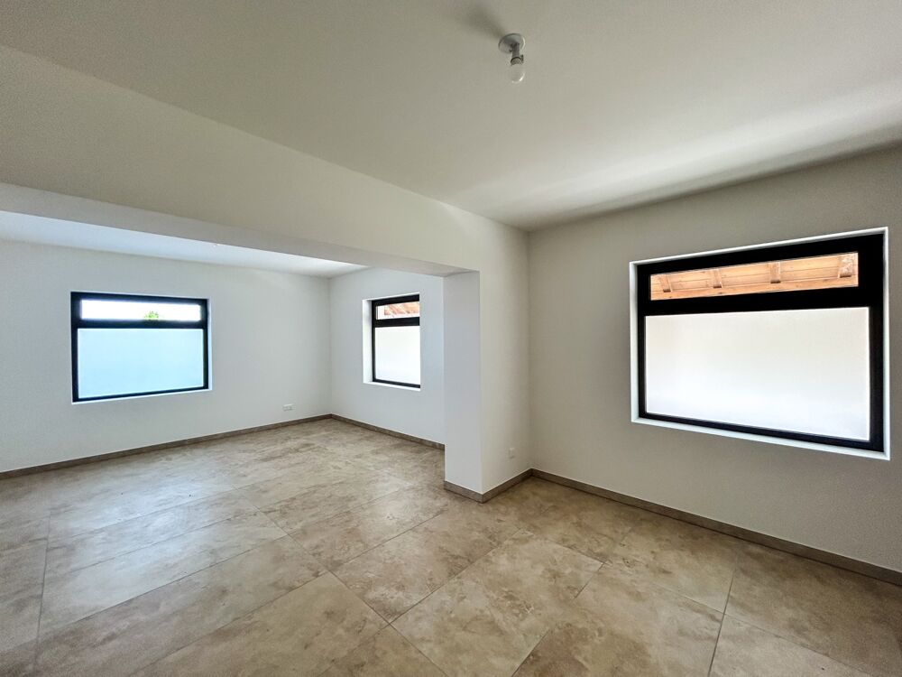 Vente Appartement À vendre – Appartement T4 duplex traversant de charme dans une ancienne bâtisse rénovée à Viuz-en-Sallaz Viuz en sallaz