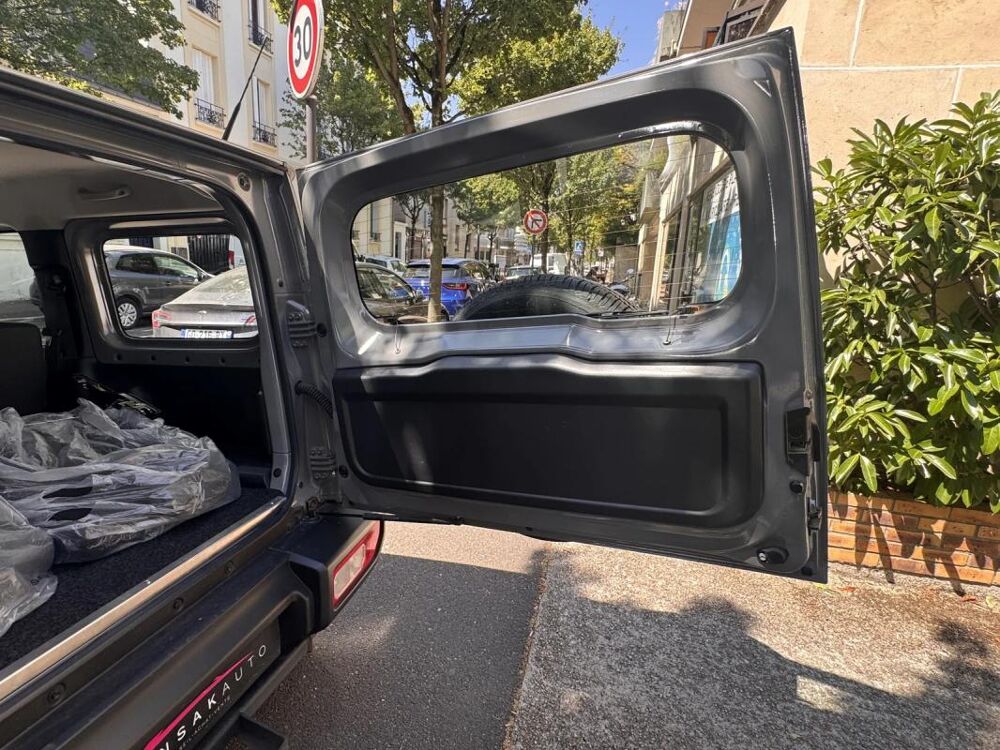 Jimny 1.5 VVT 102 ALLGRIP PRO PRIVILEGE 2020 occasion 94100 Saint Maur Des Fossees