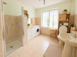  Maison � vendre 6 pi�ces 195 m�