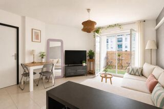 Vente Appartement Appartement T3 de 59 m² avec terrasse et parking – Marseille Marseille 10