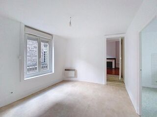  Appartement à louer 2 pièces 37 m²