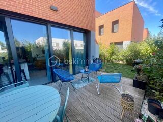  Duplex/triplex à vendre 5 pièces 107 m²