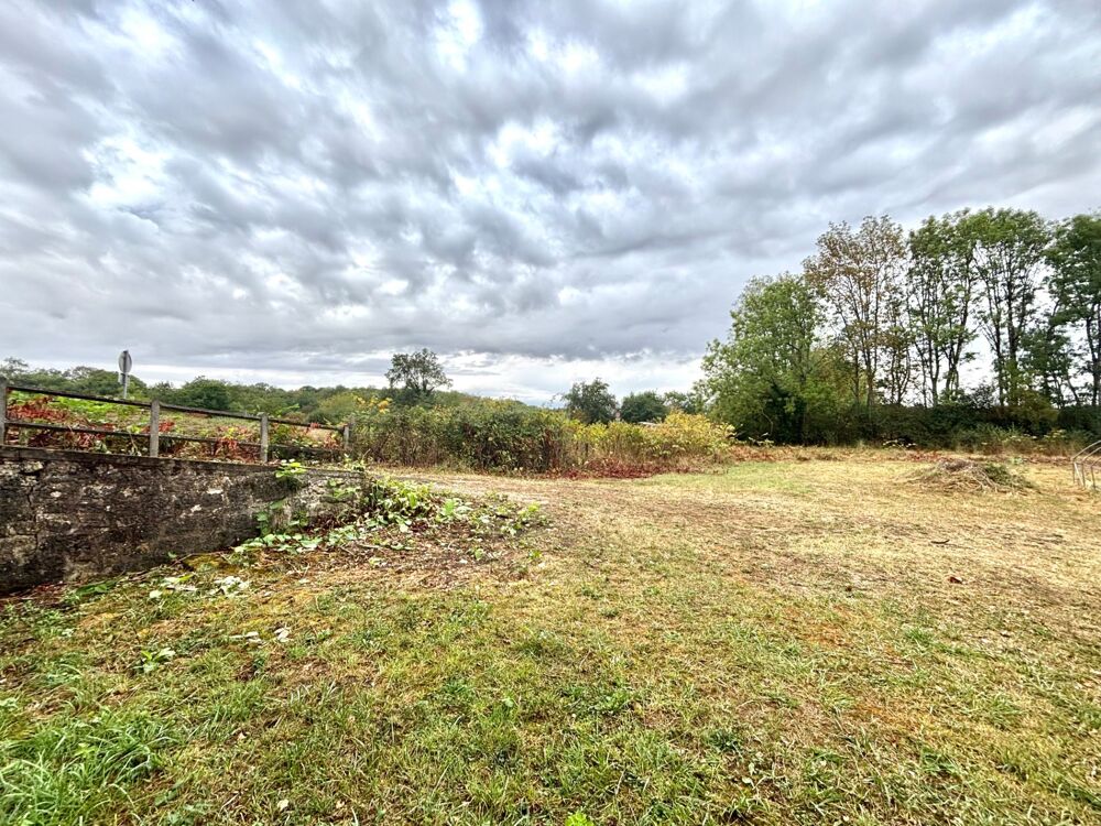 Vente Maison À vendre – Habitation avec local commercial, emplacement privilégié CUFFY (18) Cuffy