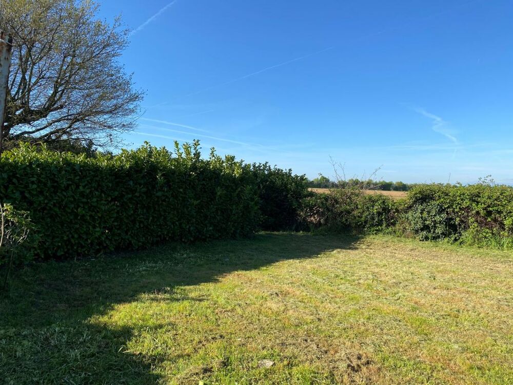 Maison de plain pied avec 1119 m² de terrain plat