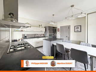  Maison à vendre 11 pièces 252 m²