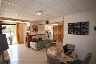  Immeuble à vendre 9 pièces 152 m²
