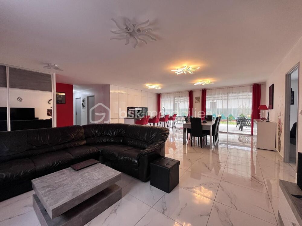 Maison de plain-pied 124 m²  Un cadre de vie exceptionnel dans les Bauges au CHATELARD