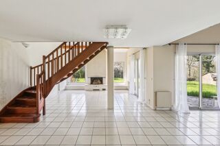  Maison � vendre 9 pi�ces 263 m�