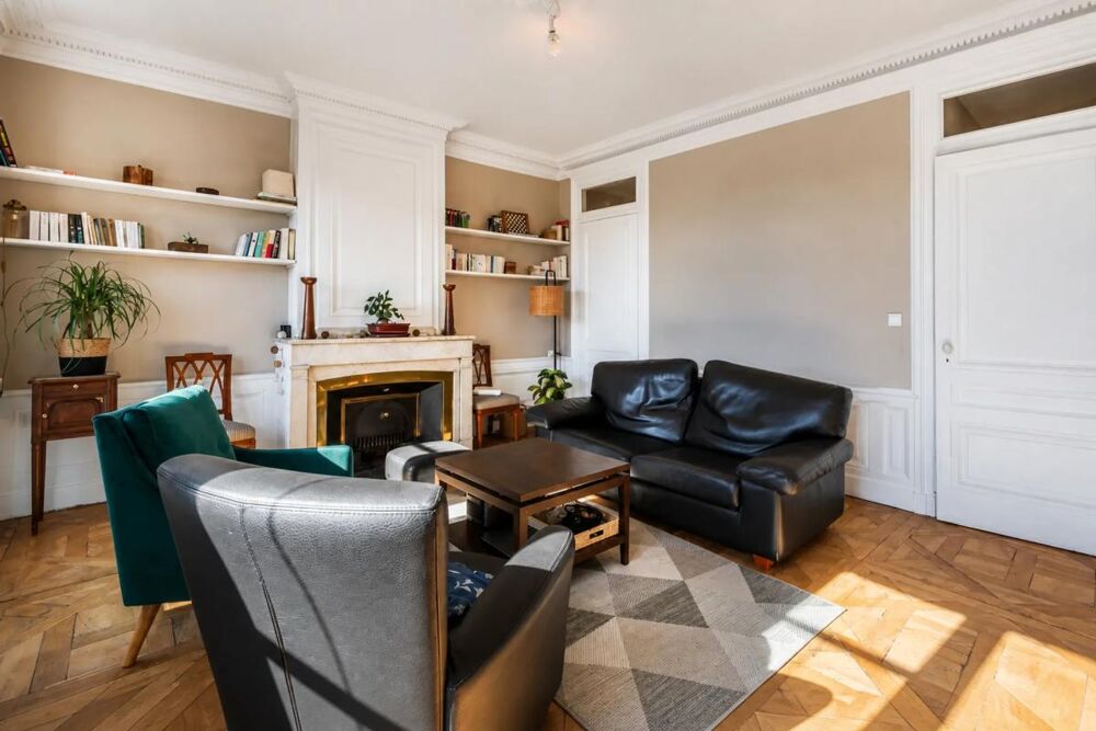 Vente Appartement T4 114 m2+ CAVES - 69004 LYON - COURS D'HERBOUVILLE Lyon 4